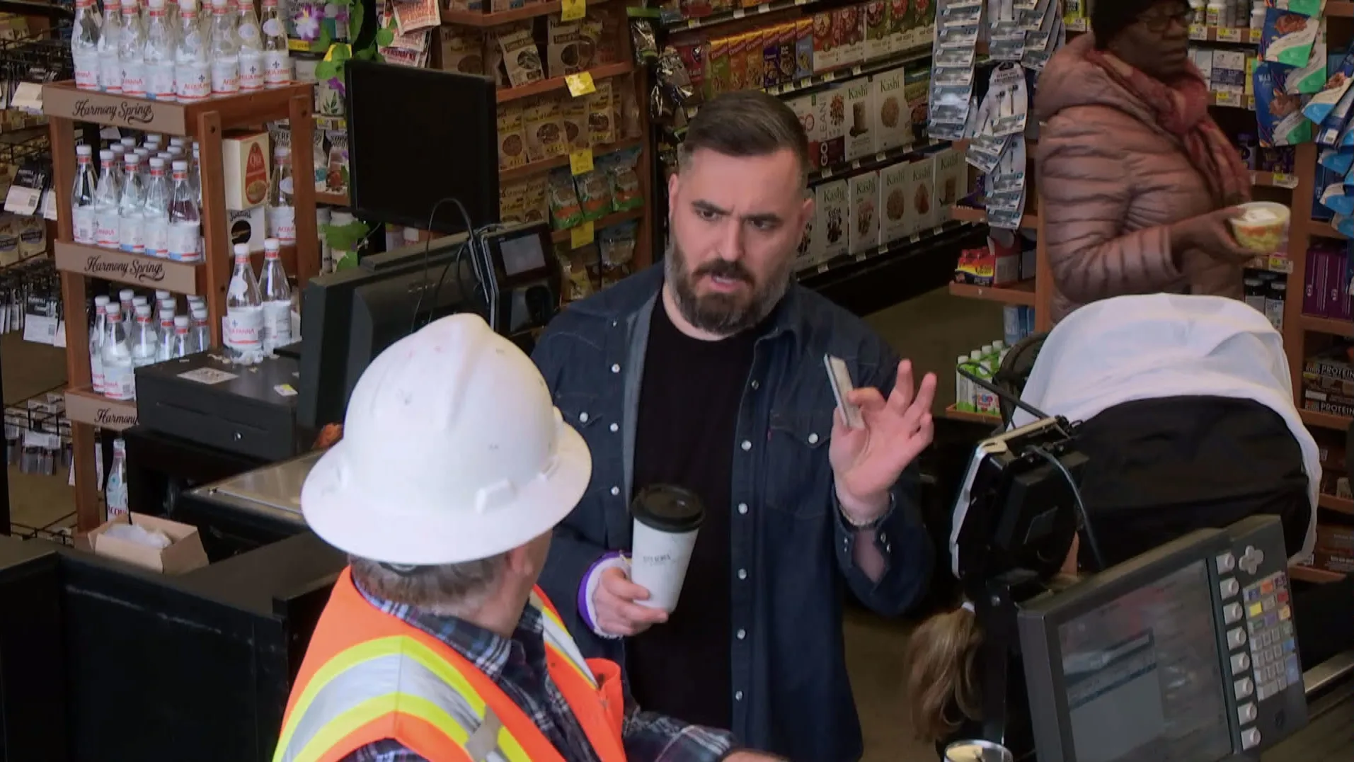 thumbnail - S8:E5 Blue Man Dupe