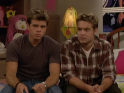 thumbnail - S7:E2 For Love and Apartments