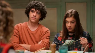 thumbnail - S1:E3 Under Pressure