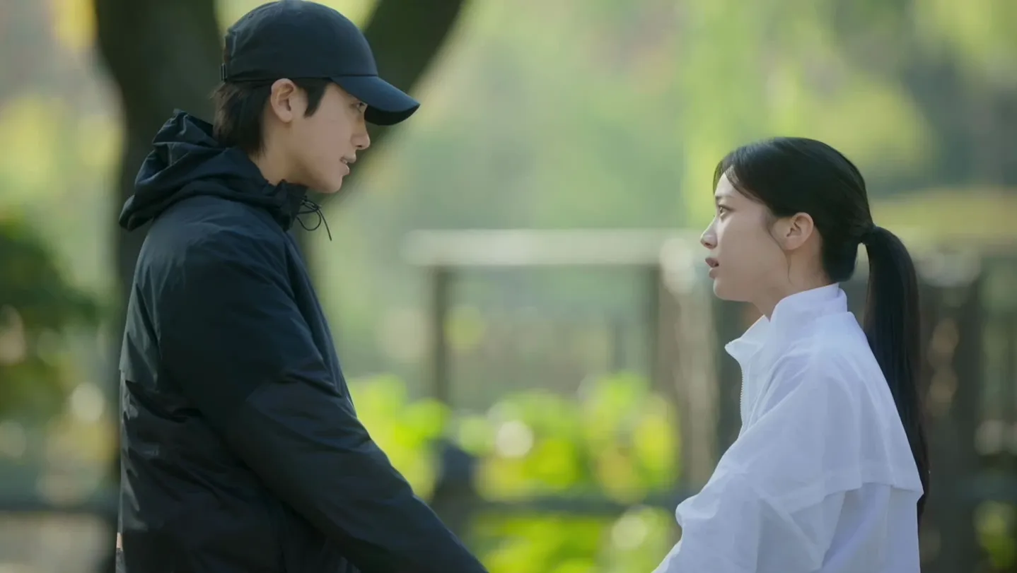 thumbnail - S1:E8 Forget the Two Trillion and Kill Seo Dongju