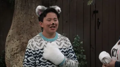 thumbnail - S2:E5 Would You Wrather Have A Frozen Phone?