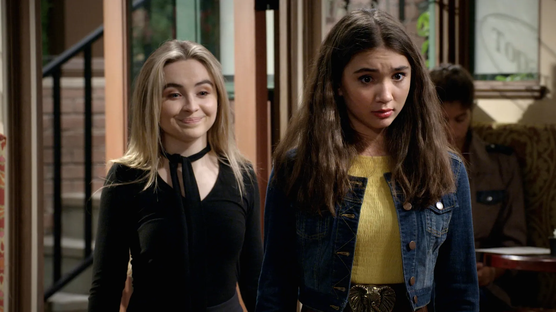 thumbnail - S3:E20 Girl Meets Sweet Sixteen