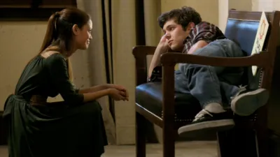 thumbnail - S4:E4 The Metamorphosis