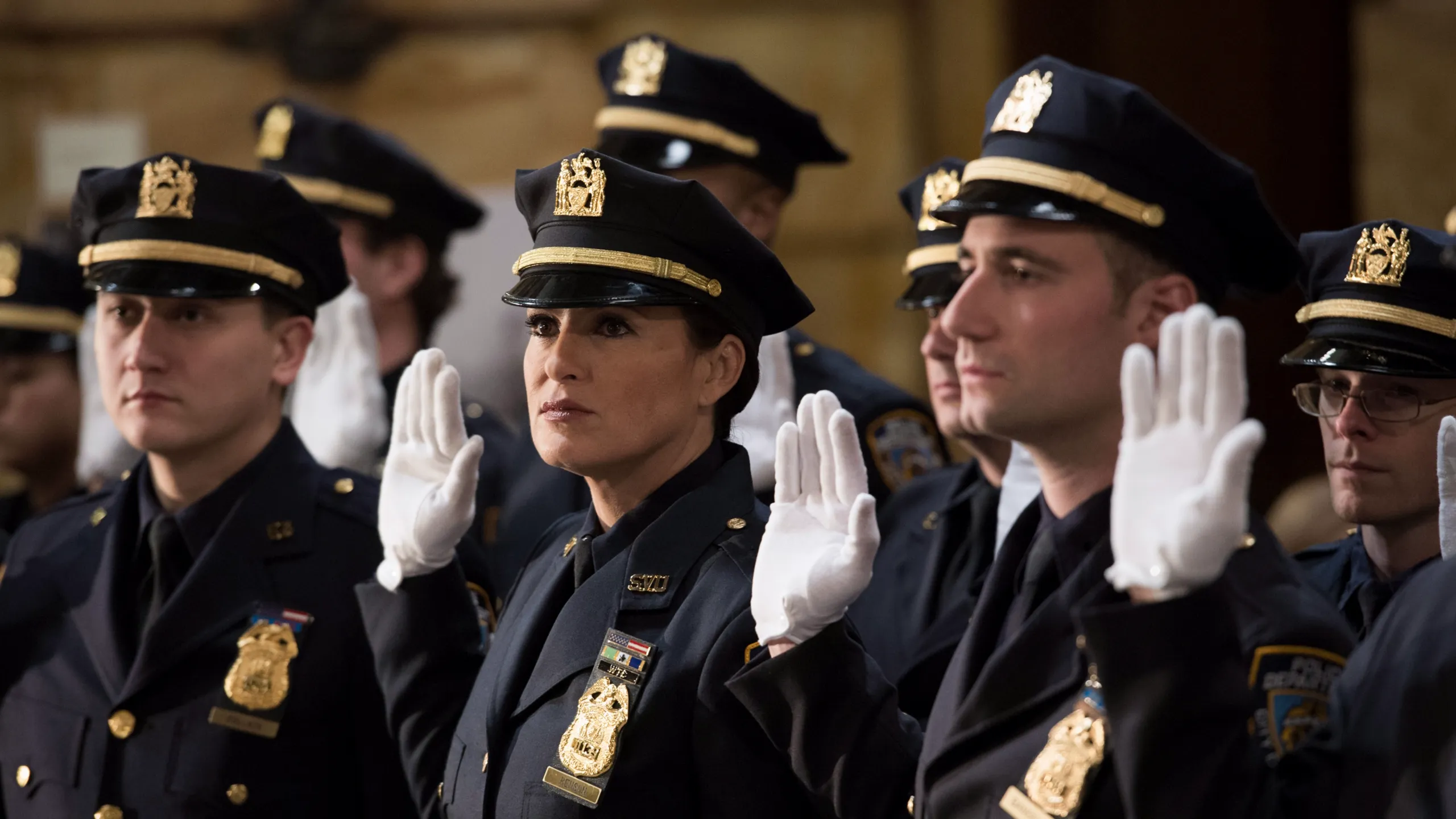 thumbnail - S15:E13 Betrayal's Climax