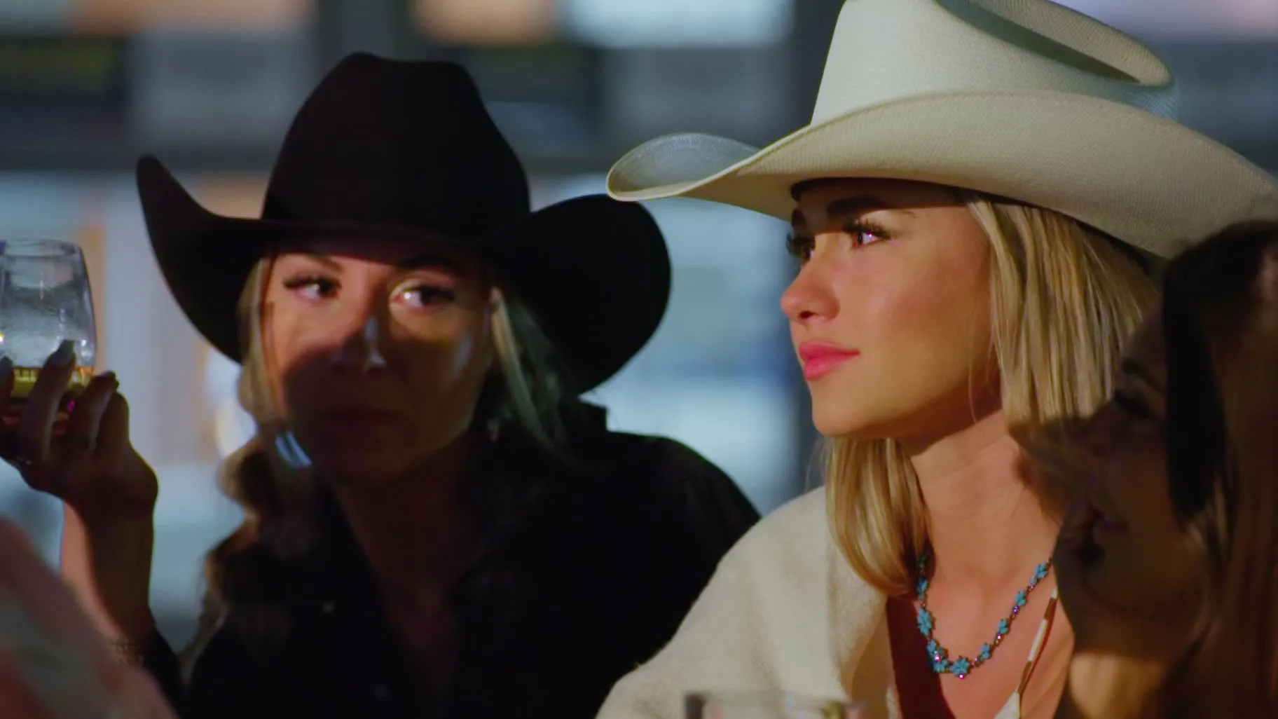 thumbnail - S1:E3 Why Won’t He Kiss Me