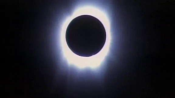 thumbnail - S6:E17 The Eclipse
