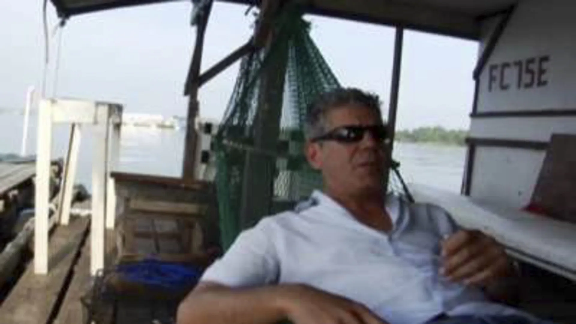 thumbnail - S3:E11 Singapore