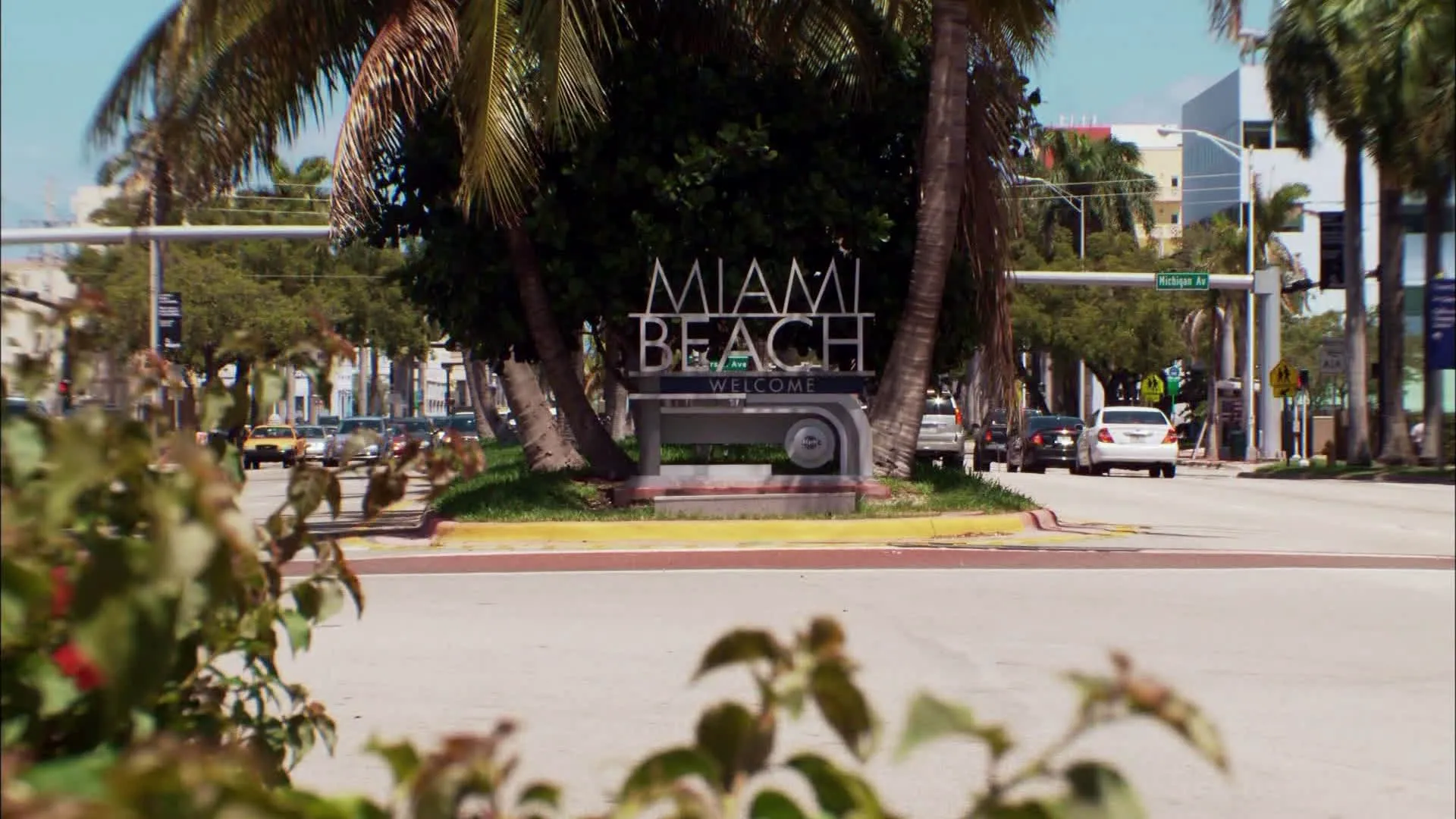thumbnail - S3:E14 Miami, Pt. 1: Rivera's Take Miami