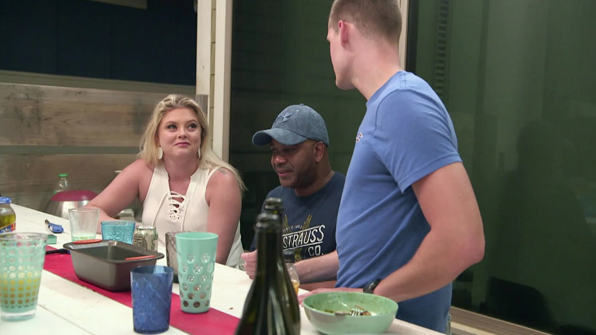 thumbnail - S2:E16 Girl Code Red