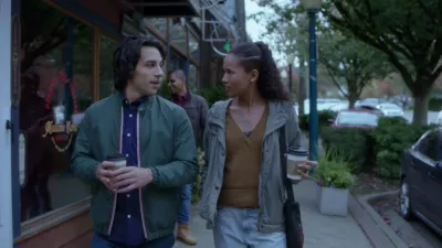 thumbnail - S3:E5 Mommy & Me