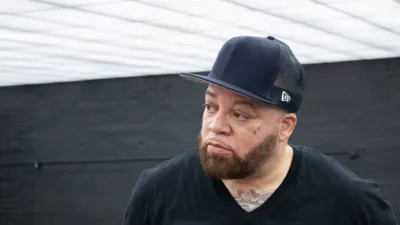 thumbnail - S1:E4 Things Just Ain’t the Same For Gangstas