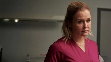 Lena Lorenz - Fels in der Brandung