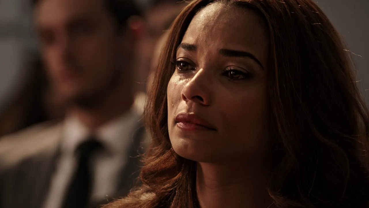 thumbnail - S4:E13 The Show Must Go On