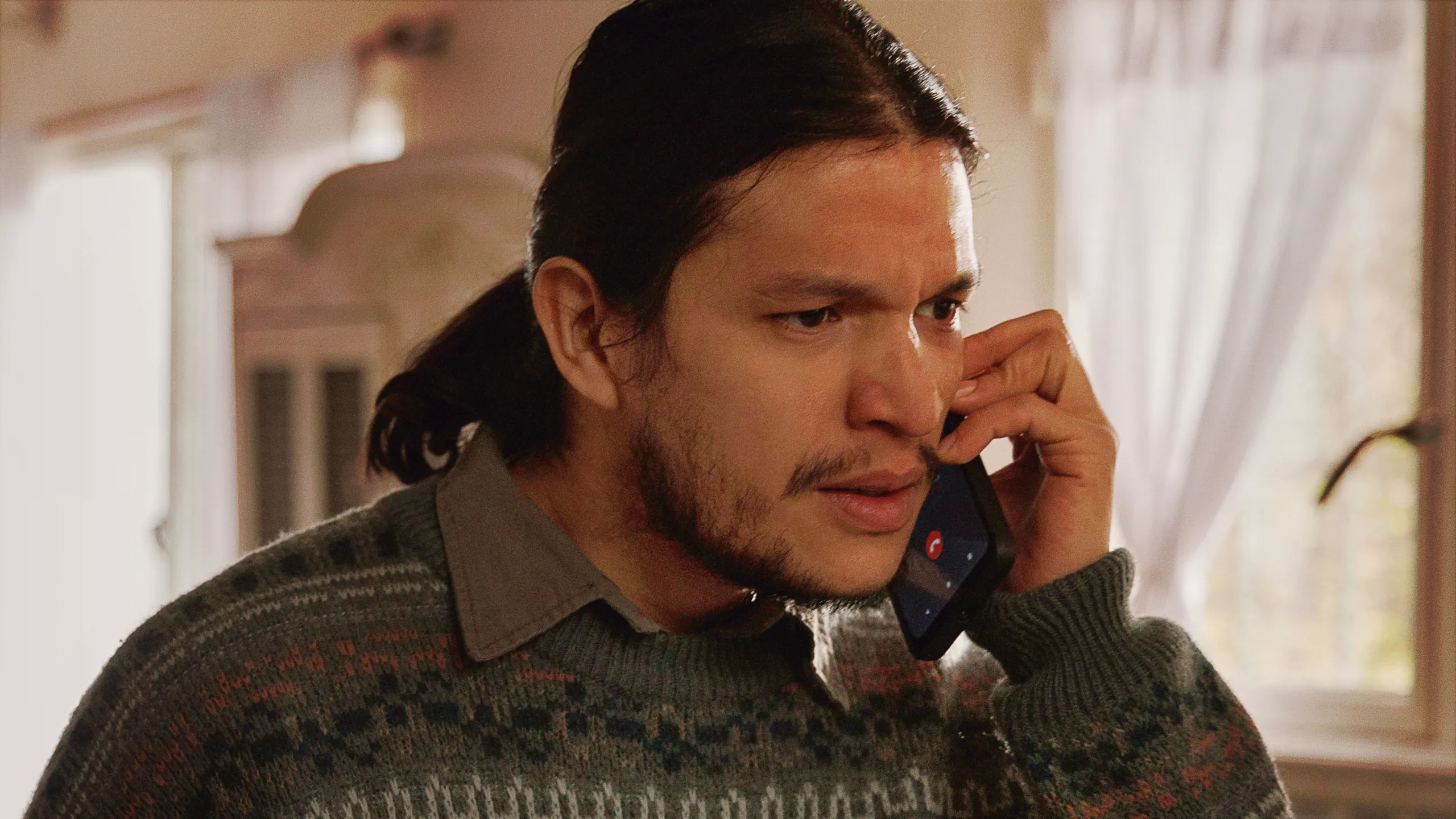 thumbnail - S1:E13 In the Spotlight