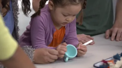 thumbnail - S1:E10 Alice in Wonderland: Teacup Lamp