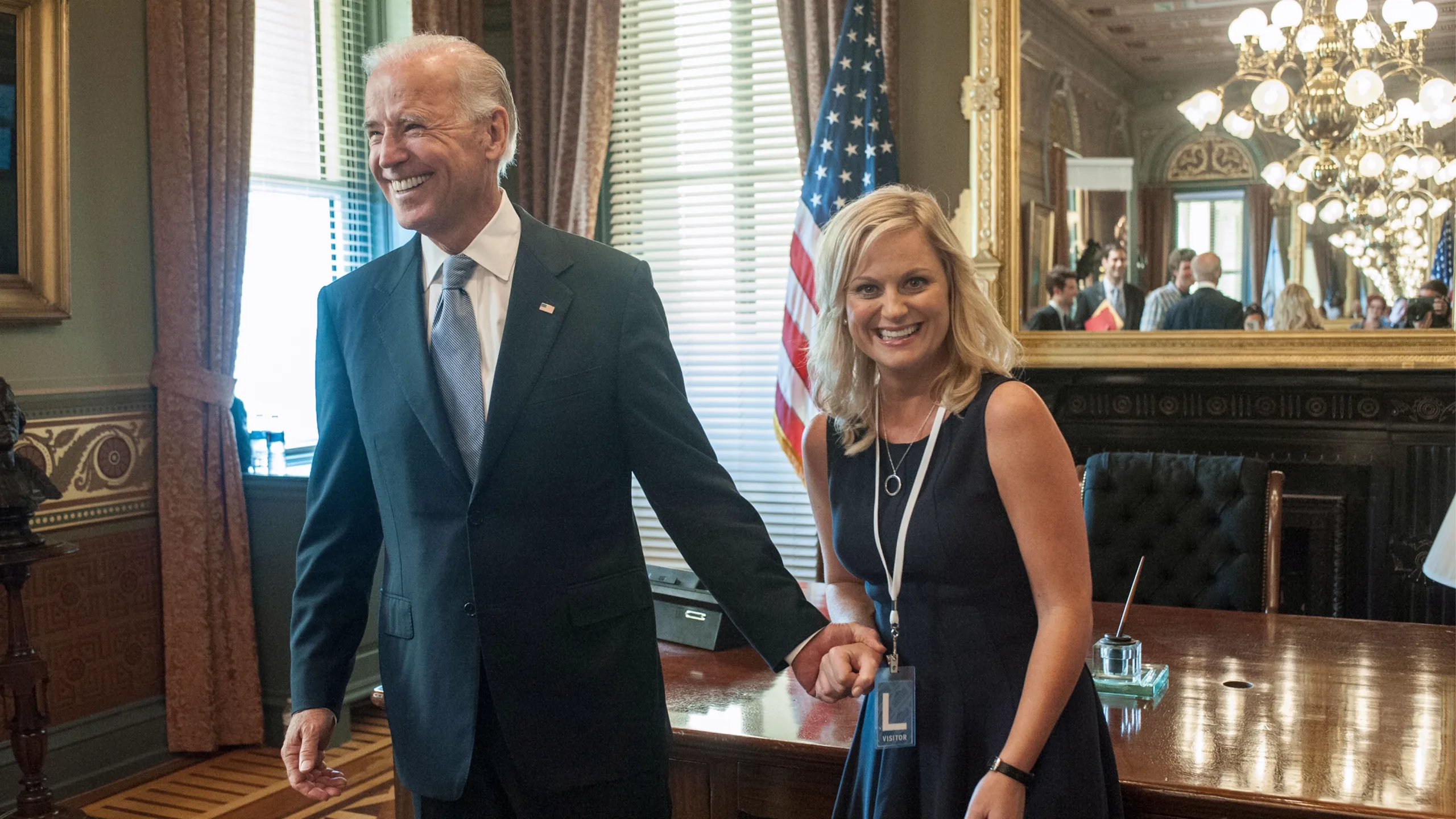 thumbnail - S5:E1 Ms. Knope Goes to Washington