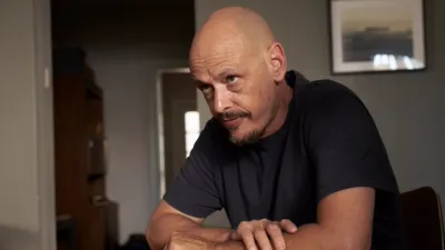 thumbnail - S3:E6 Ray Who?