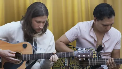 thumbnail - S1:E2 Mexico: Con La Brisa