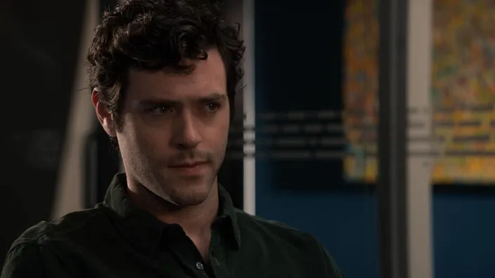 thumbnail - S3:E10 Rebound