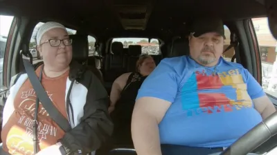 thumbnail - S3:E4 Heavy Hoarders