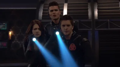 thumbnail - S4:E4 Under Siege