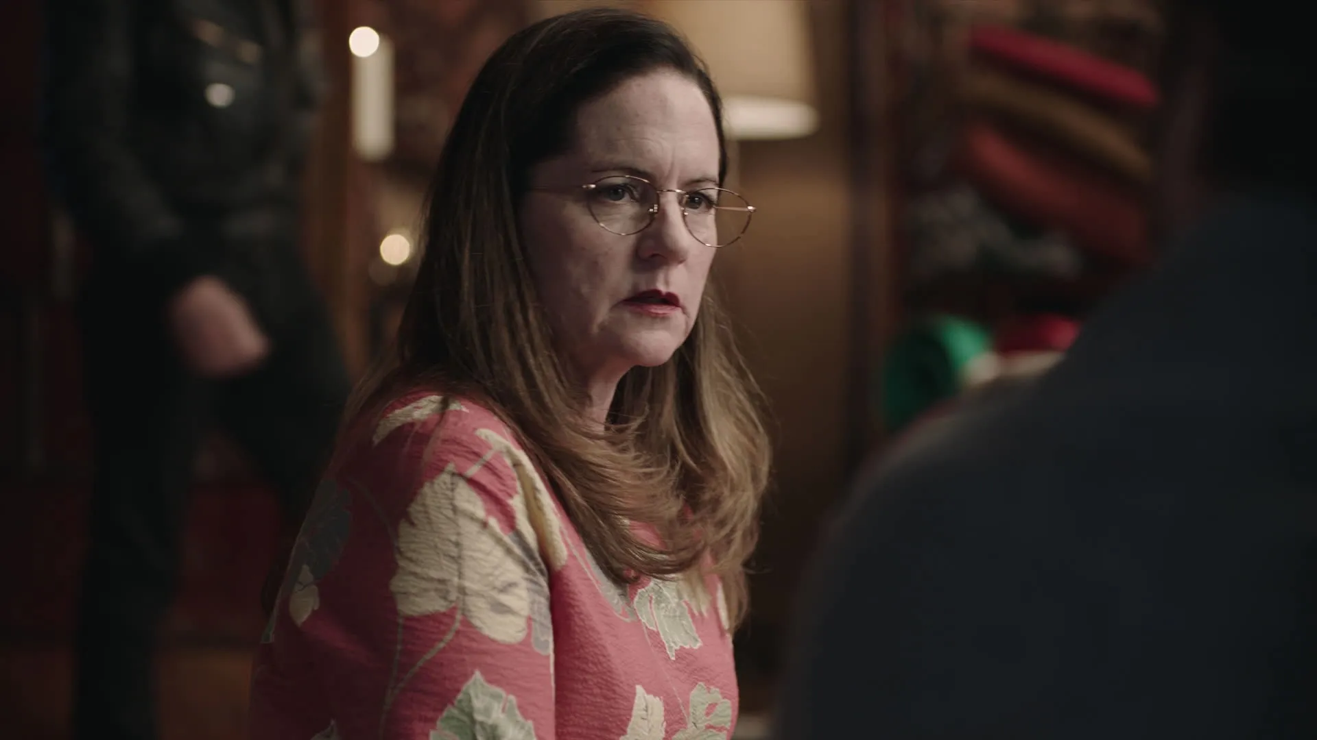 thumbnail - S4:E3 Homemakers