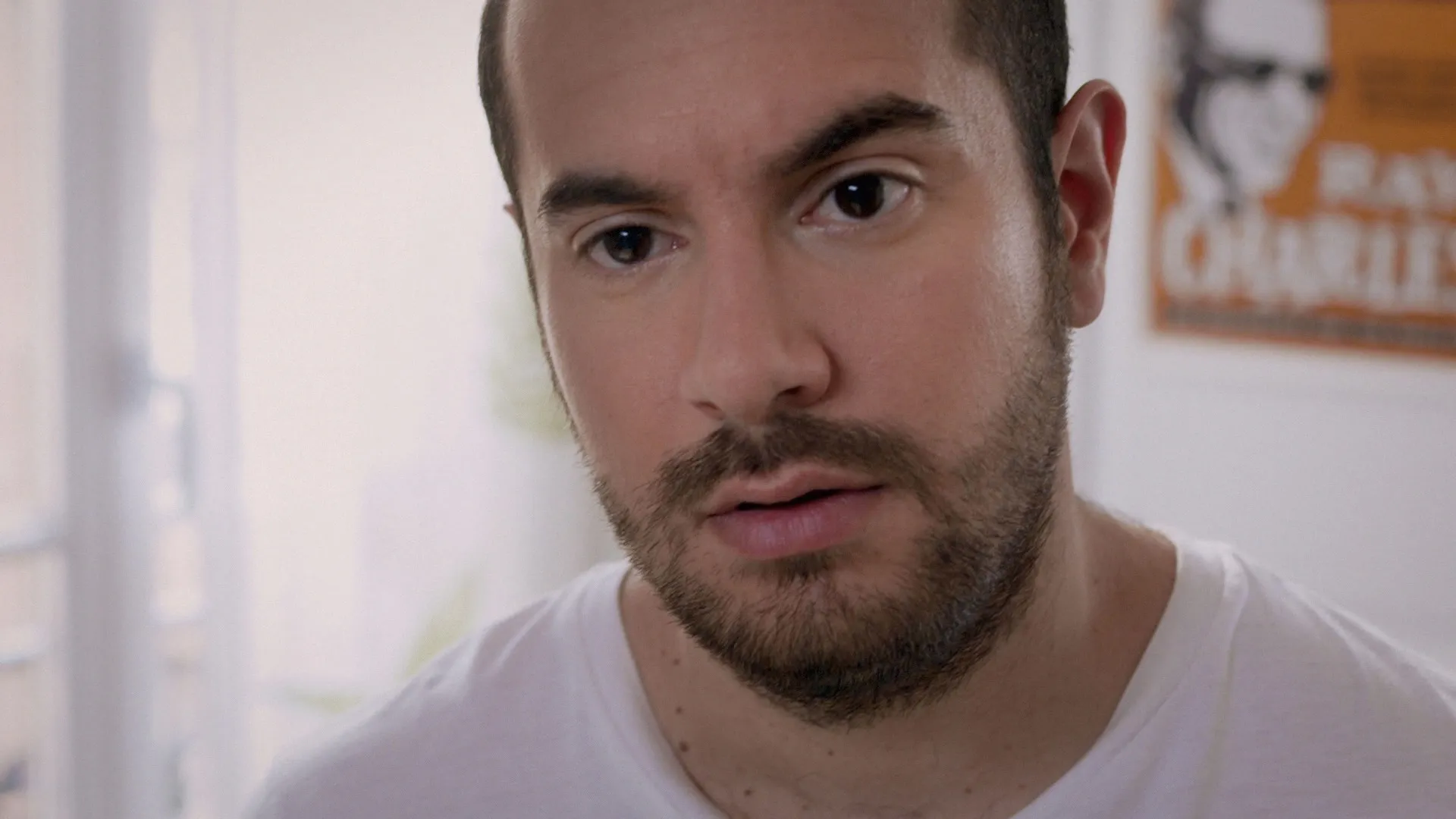 thumbnail - S1:E23 Bref. Mon coloc' a fait l'amour