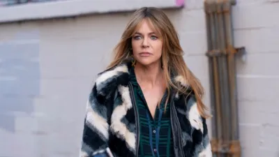 thumbnail - S1:E2 Dancers in the Dark