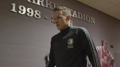 thumbnail - S1:E7 Deception