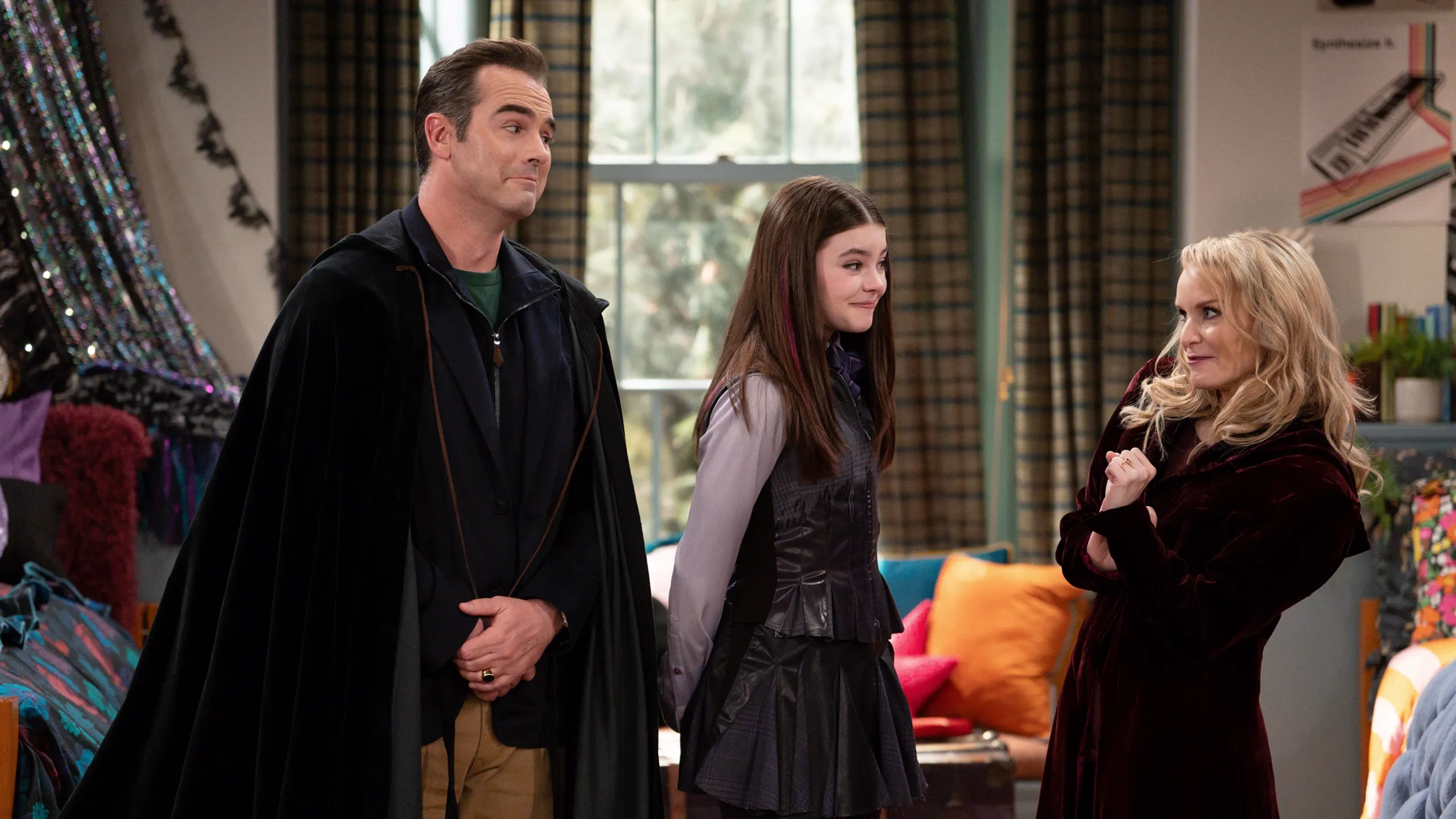 thumbnail - S1:E4 First Parents Day