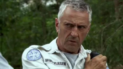 thumbnail - S12:E13 Give and Take