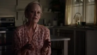 thumbnail - S1:E1 Web of Lizard People