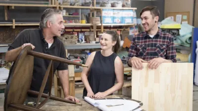 thumbnail - S13:E8 Slinging Mudcloth