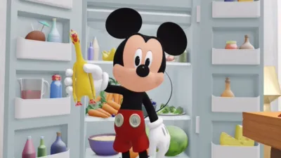 thumbnail - S1:E12 What’s in Mickey’s Fridge?
