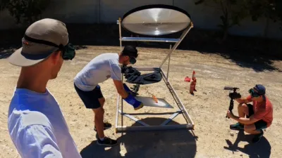 thumbnail - S1:E9 Contraptions