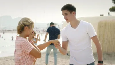 thumbnail - S3:E3 Pair Up