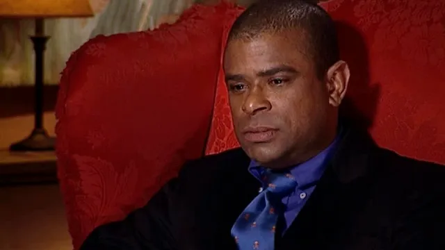 thumbnail - S6:E9 The Girl Who Is a Model, Not a Masseuse