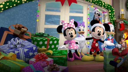 Mickey and Minnie Wish Upon a Christmas