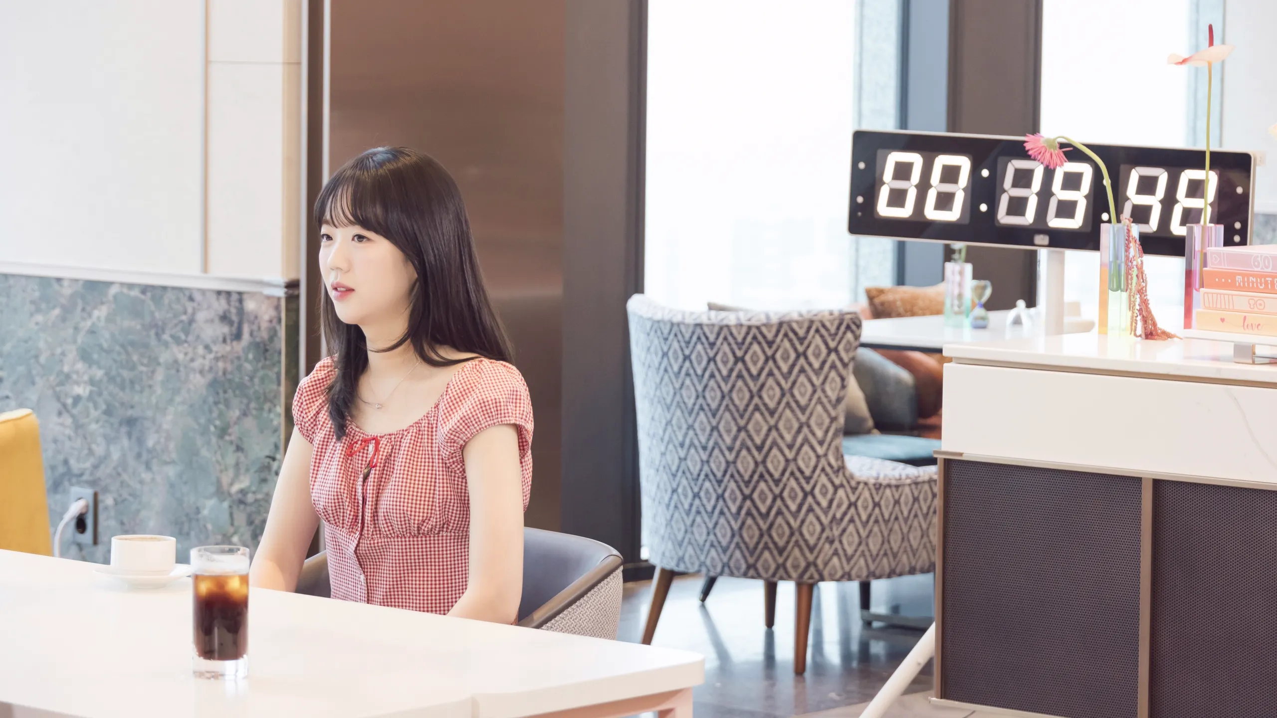 thumbnail - 시즌 1: 9회 제 9화