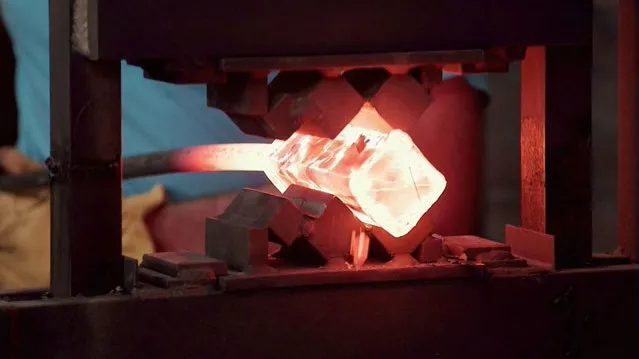 thumbnail - S3:E5 Kora Sword