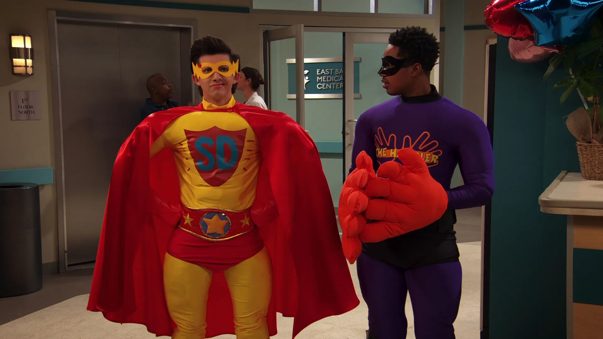 thumbnail - S6:E8 Ain't That a Sidekick in the Head