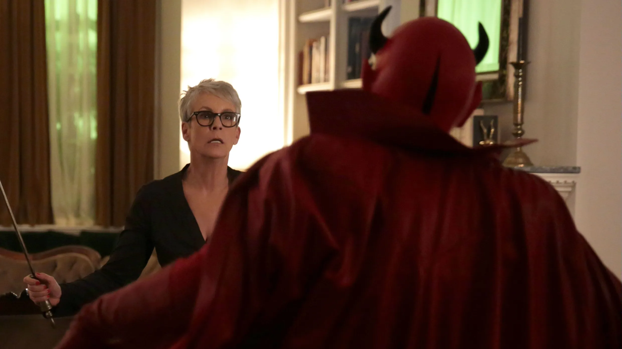 thumbnail - S1:E7 Mommie Dearest