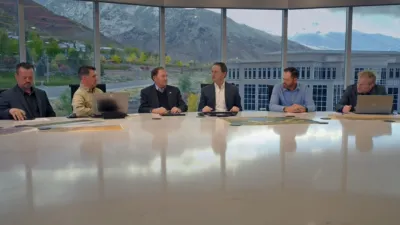 thumbnail - S4:E14 Living in a Metamaterial World