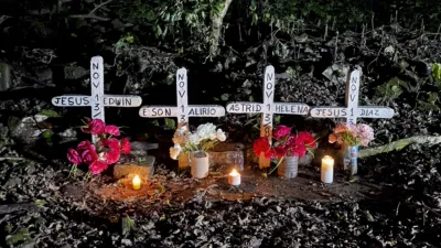 thumbnail - S1:E1 Buried Alive