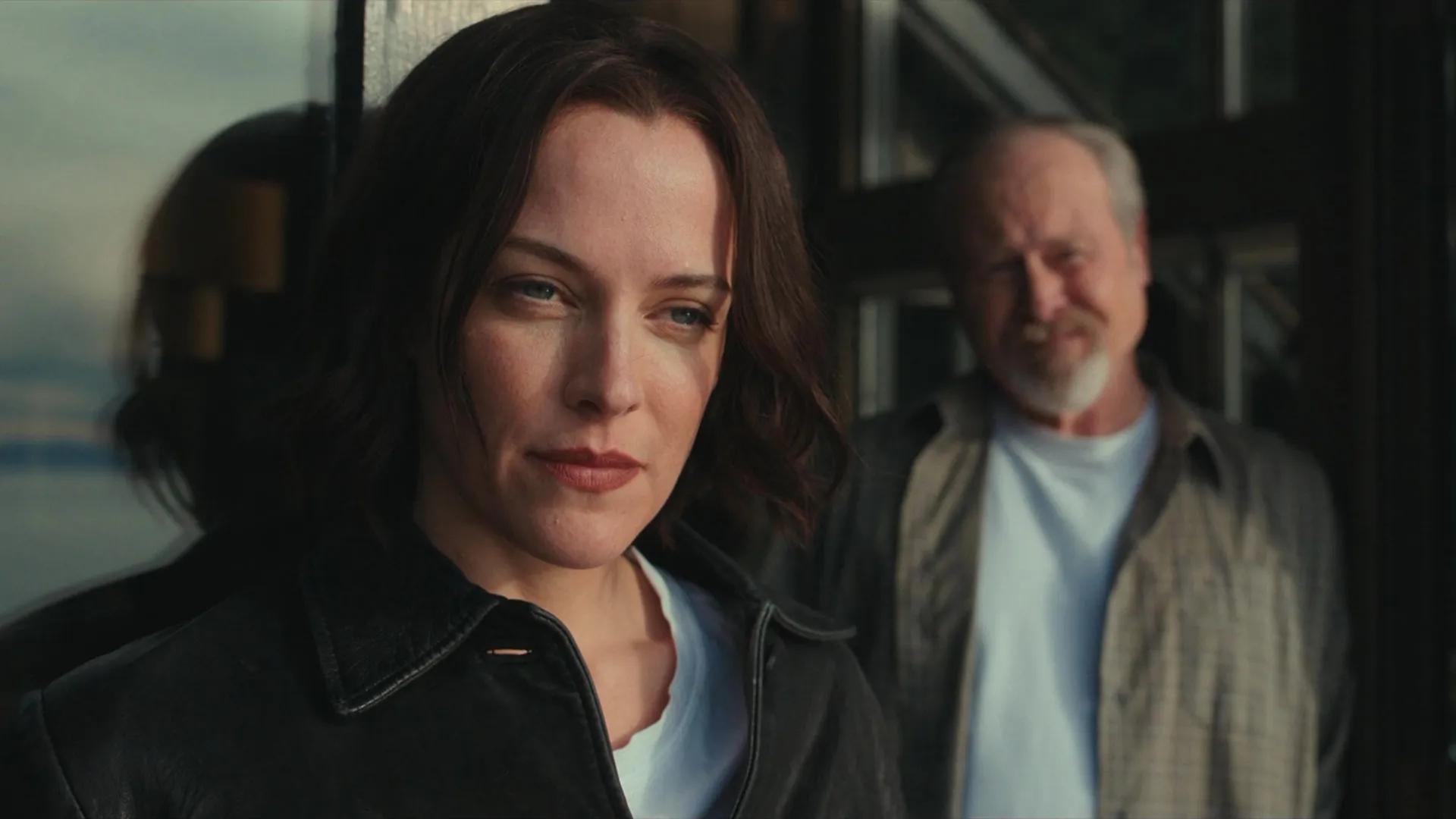 thumbnail - S1：第1話「ルッキング・グラス」