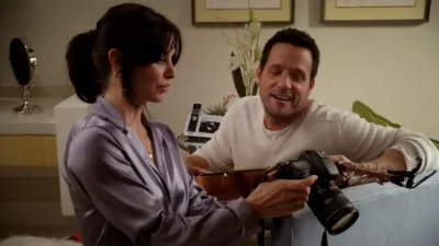 thumbnail - S1:E19 Everything Man