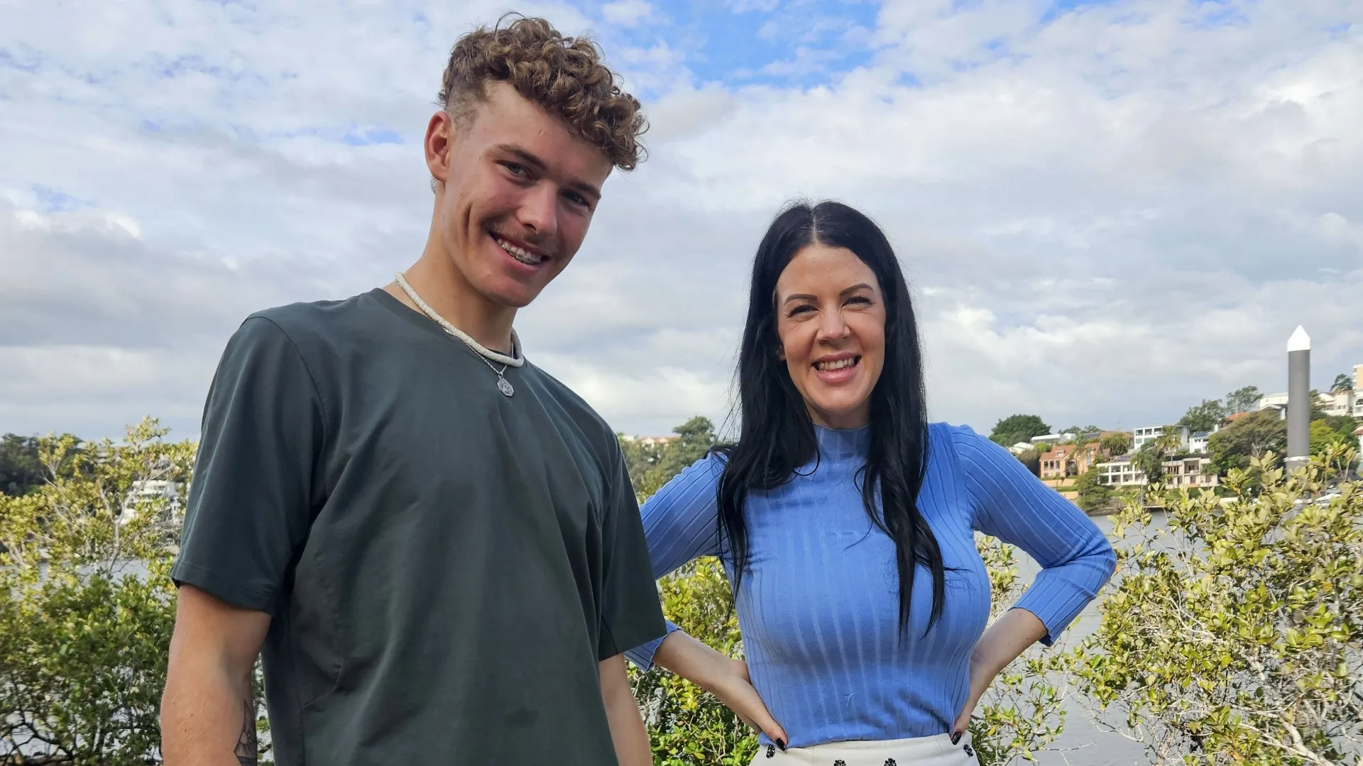 thumbnail - S200:E1 A Bold Move to Brisbane