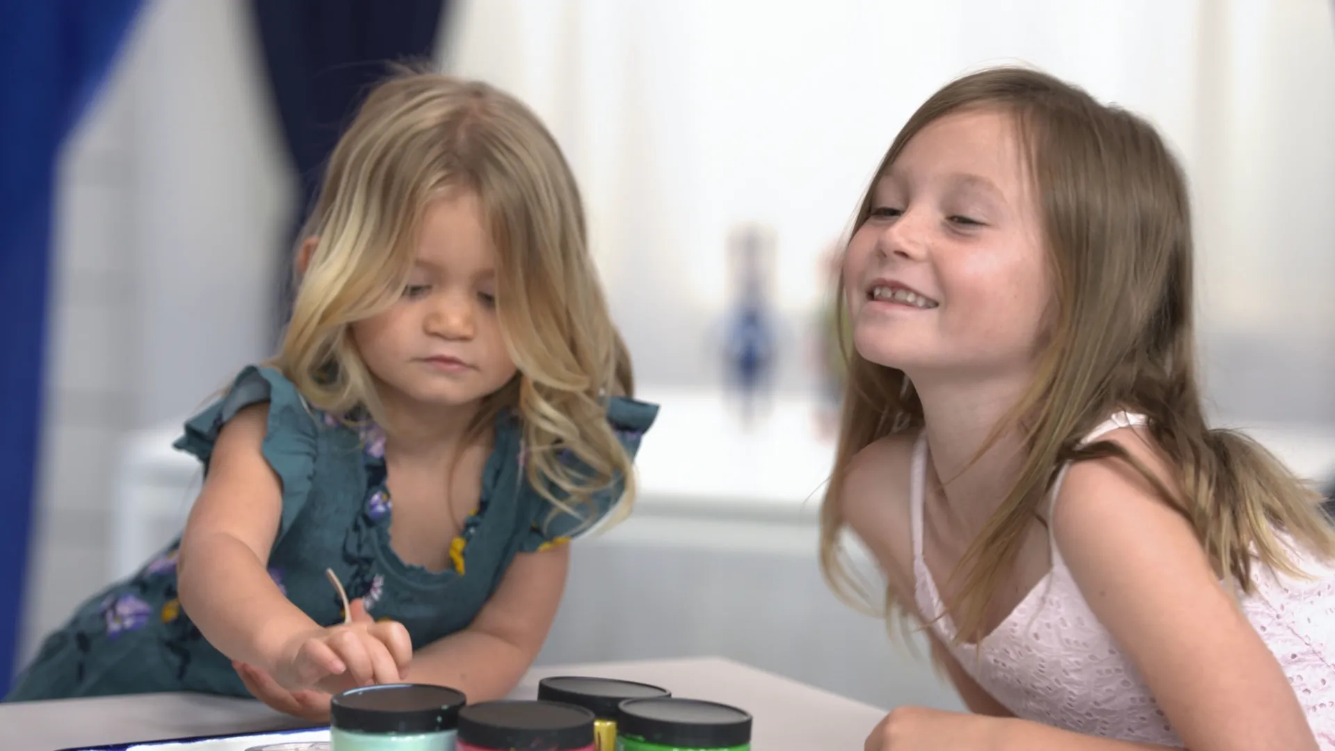 thumbnail - S1:E18 Zootopia: Bracelets