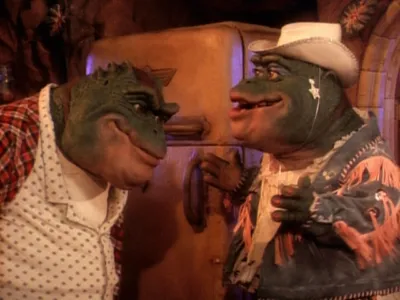 thumbnail - S4:E12 Earl And Pearl