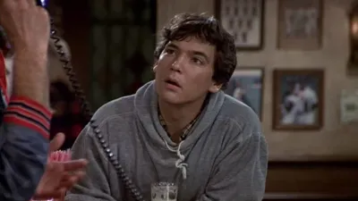 thumbnail - S4:E4 The Groom Wore Clearasil